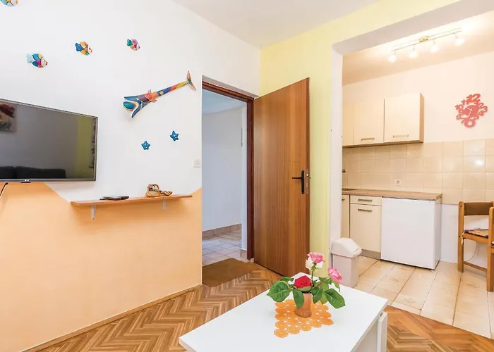 Cozy In Barbat-rab With Wifi Lejlighed Barbat na Rabu