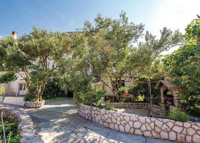 Lejlighed Cozy In Barbat-rab With Wifi Barbat na Rabu