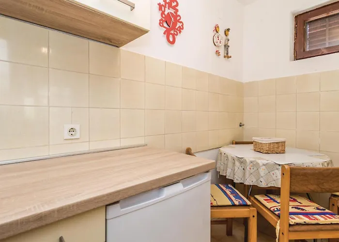 Apartament Cozy In Barbat-rab With Wifi *